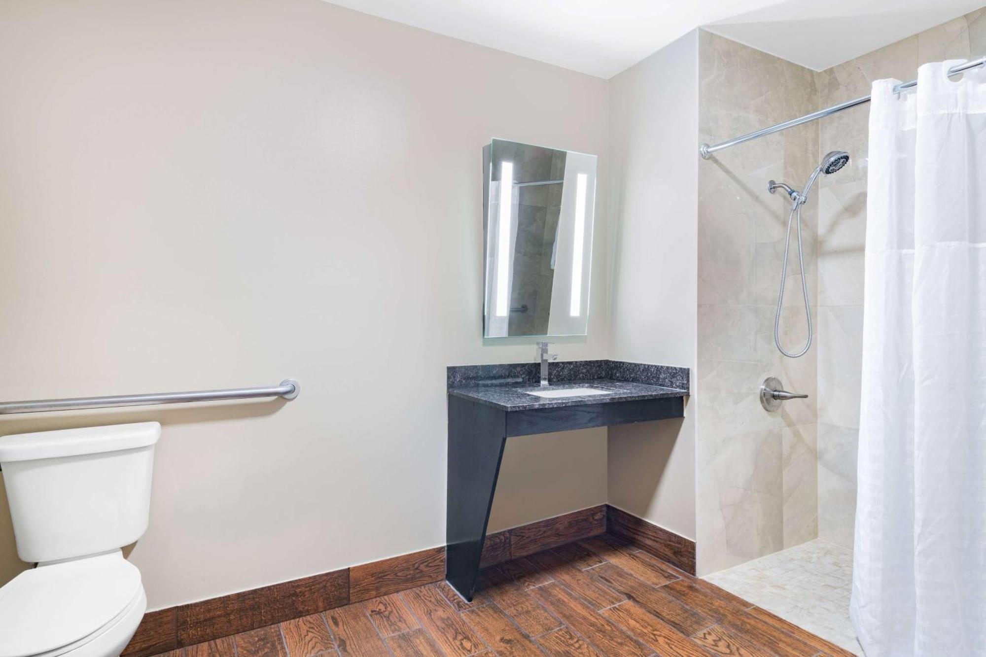 Baymont By Wyndham Commerce Ga Near Tanger Outlets Mall Ngoại thất bức ảnh