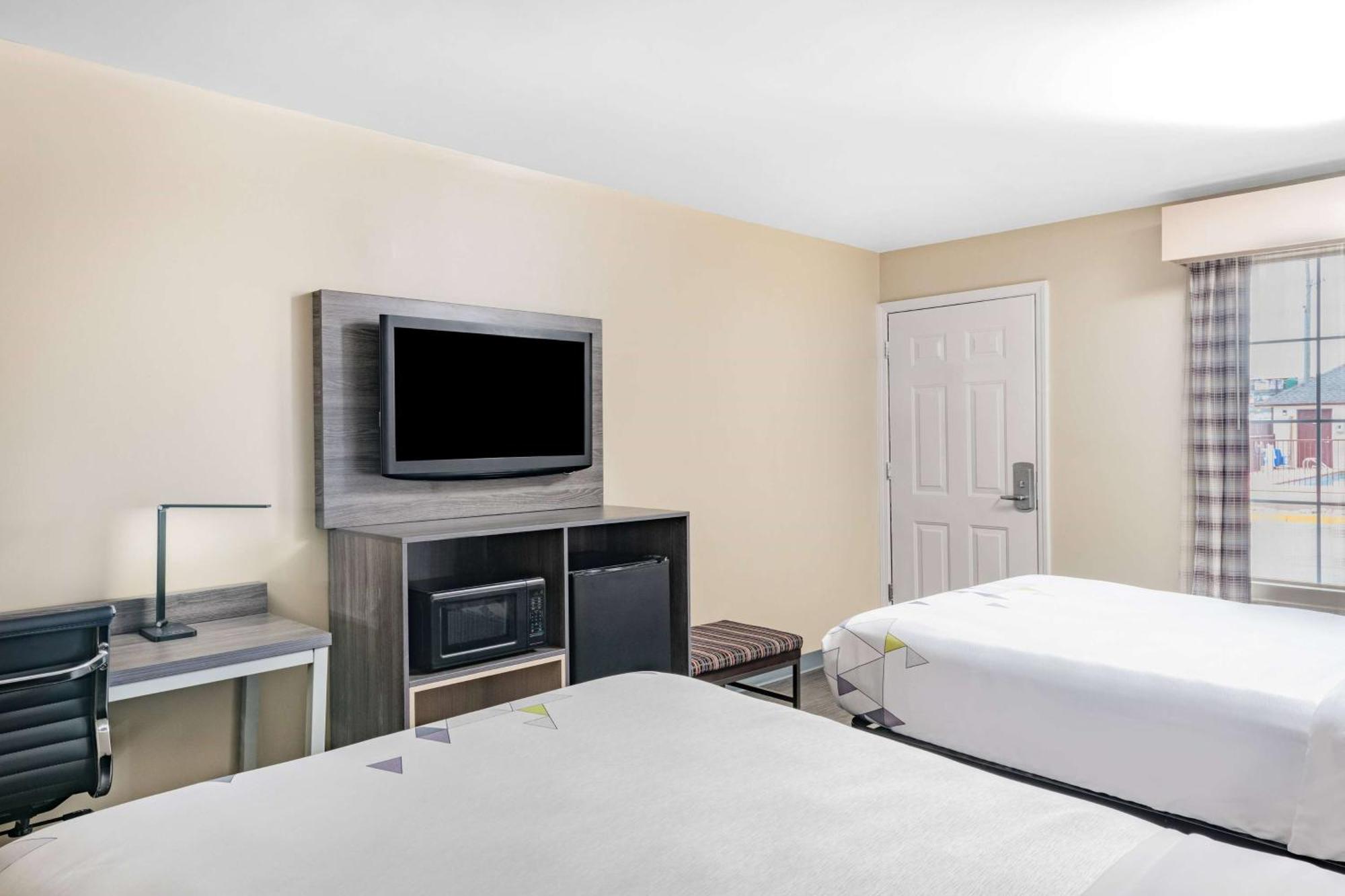 Baymont By Wyndham Commerce Ga Near Tanger Outlets Mall Ngoại thất bức ảnh