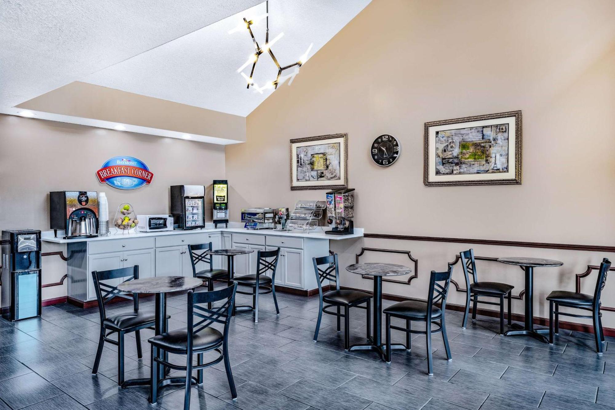Baymont By Wyndham Commerce Ga Near Tanger Outlets Mall Ngoại thất bức ảnh